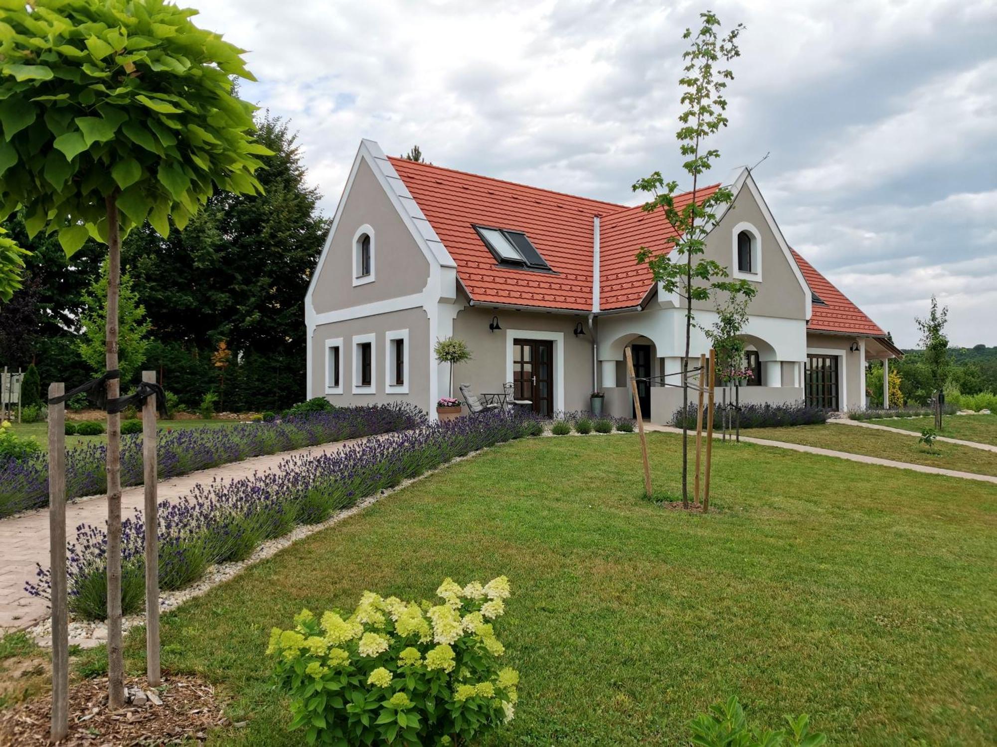Villa Tilia Vászoly Extérieur photo